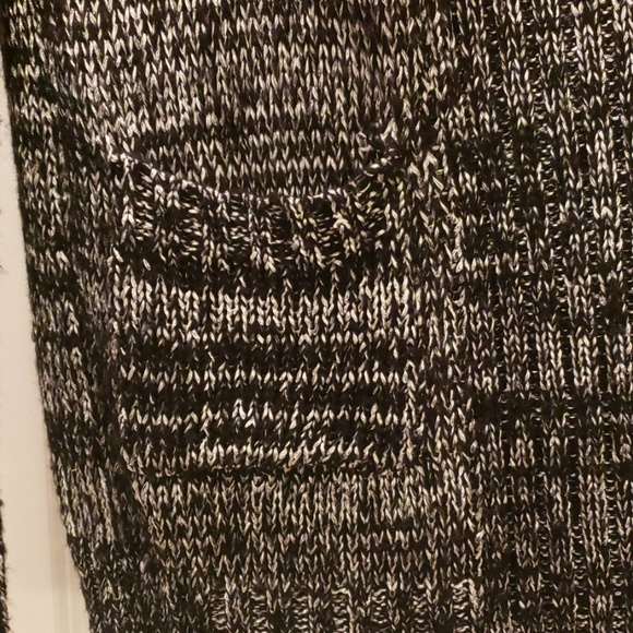 Collective Concepts Cardigan - Picture 2 of 3